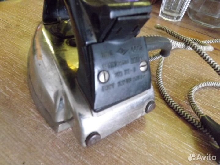 Утюжок походный 220 в маленький и побольше 1958 г