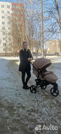 Прогулочная коляска