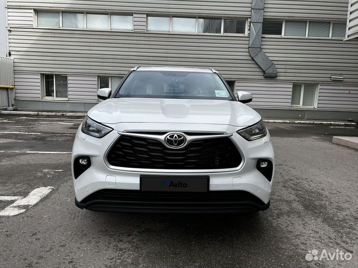 Toyota Highlander 3.5 AT, 2022, 29 км