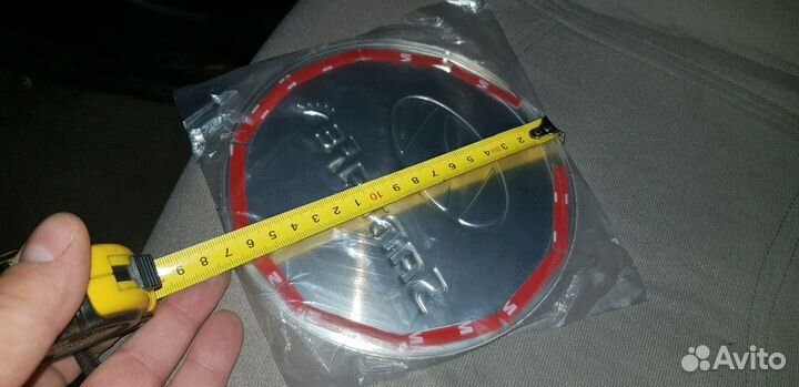 Накладка на крышку бензобака Hyundai Santa Fe