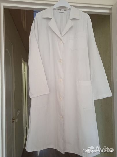 Белый медицинский халат 44-46размер