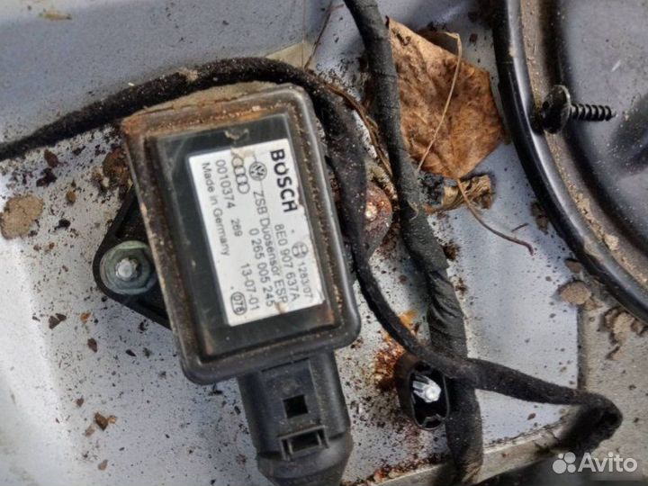 Датчик ускорения Volkswagen Passat B5 2001