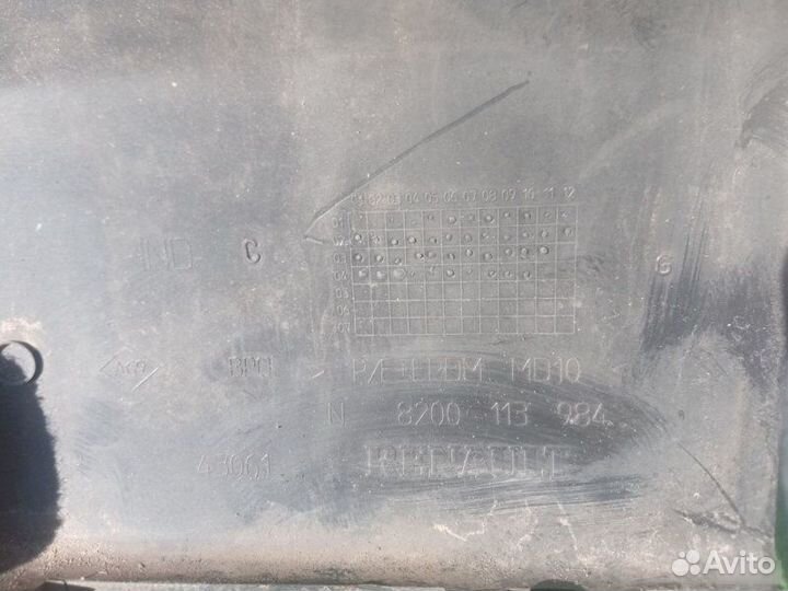 Молдинг бампера передний левый Renault Symbol 2006