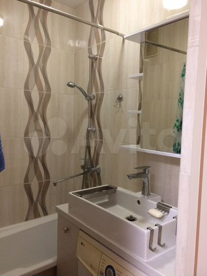 2-к. квартира, 42 м², 5/5 эт.