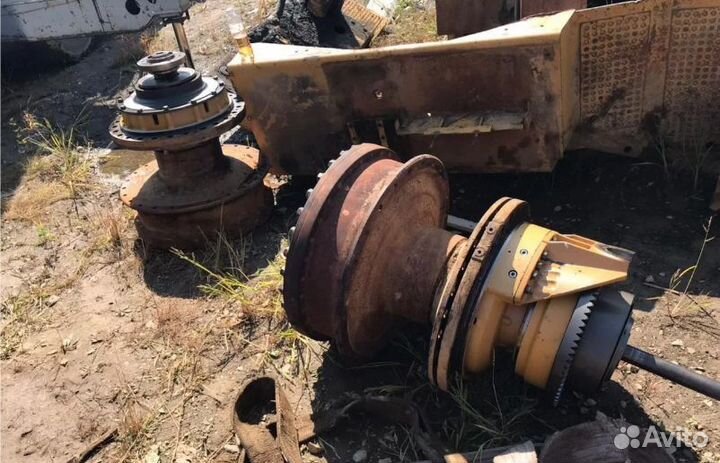 Бортовой редуктор caterpillar D6R II