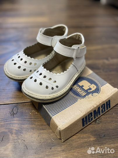 Сандалии для девочки неман