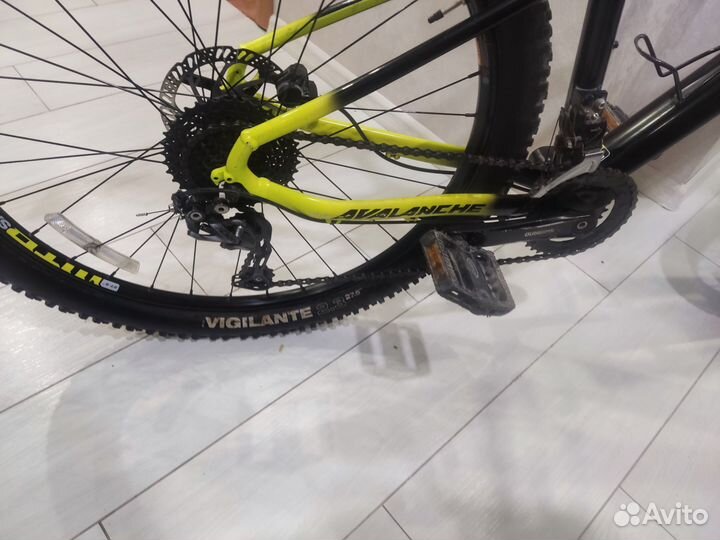 Велосипед gt avalanche sport 27,5