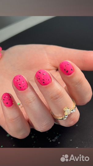 Маникюр, педикюр