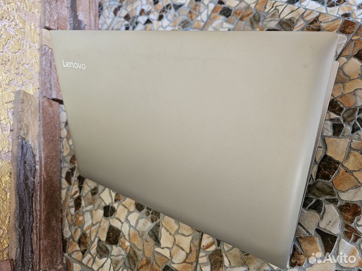 Огромный Lenovo/17.3