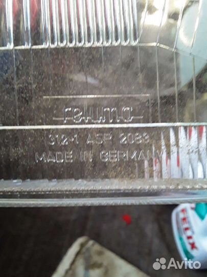 Стекло правой фары фольсваген пассат б3