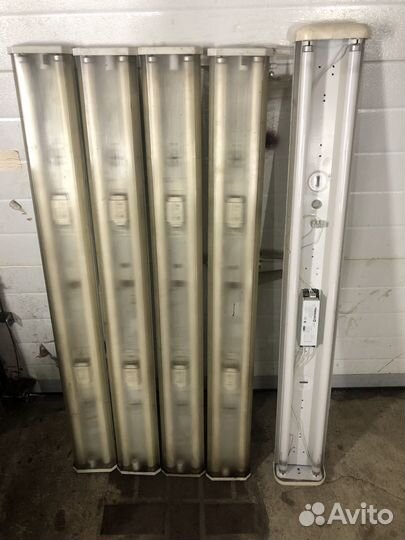 Люминисцентный светильник