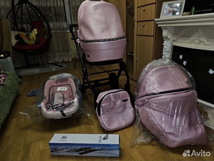 Детская коляска 3 в 1