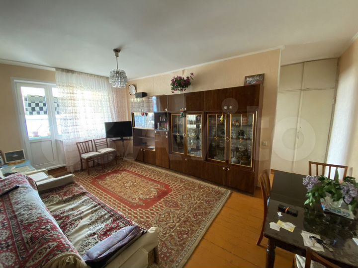 3-к. квартира, 57 м², 5/5 эт.