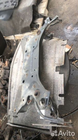 Подрамник Опель Агила В