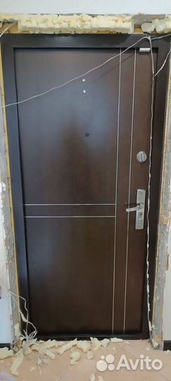 Дверь входная металлическая с терморазрывом