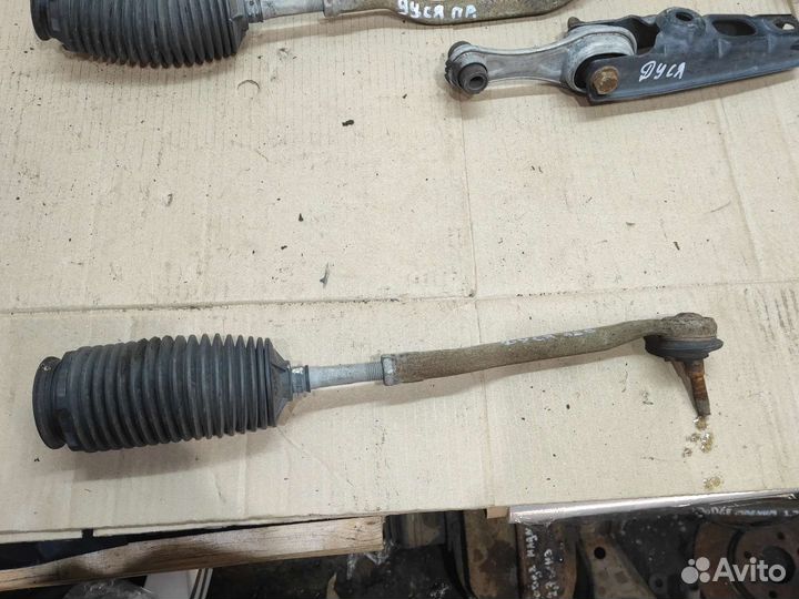 Рулевая тяга в сборе на Рено Дастер