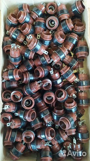 Патроны для лампочки с цоколем Е10 СССР