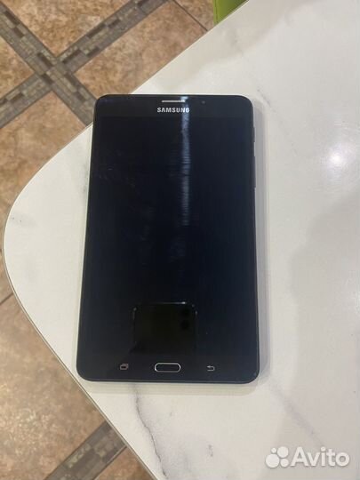 Samsung Galaxy A7 (2017) SM-A720F/DS, 3/32 ГБ