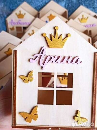 Именные карандашницы