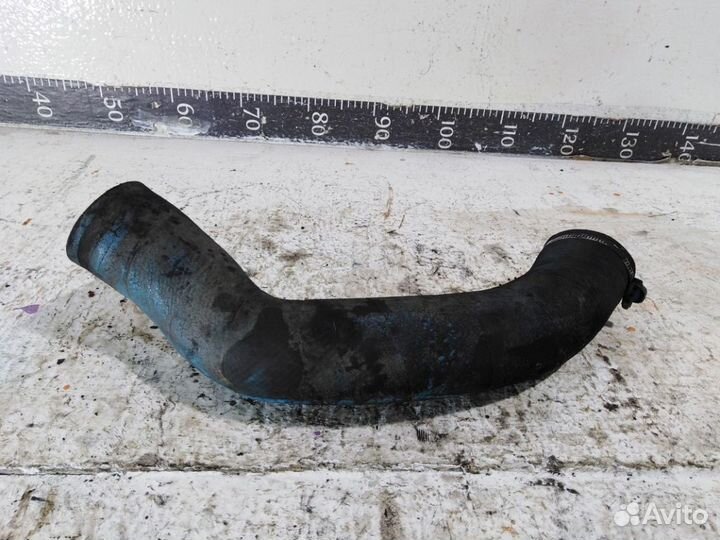 Патрубок системы охлаждения