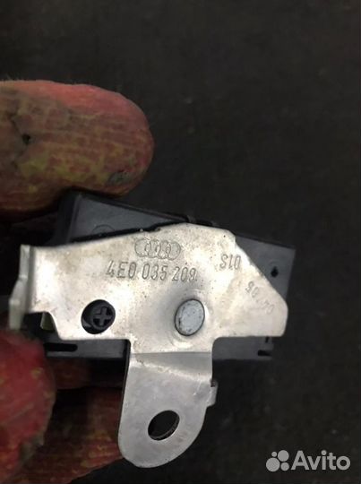 4E0035209 Помехоподавляющий фильтр Audi A8 D3