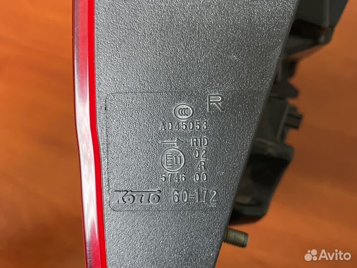 Задняя фара на Toyota 200 правая