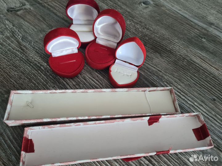 Футляр для ювелирных украшений