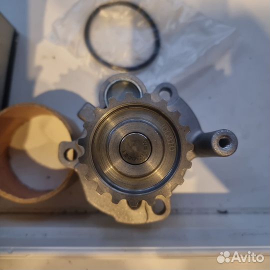 Помпа Octavia, Passat, Tiguan, Jetta 1.9-2.0 TDI 0