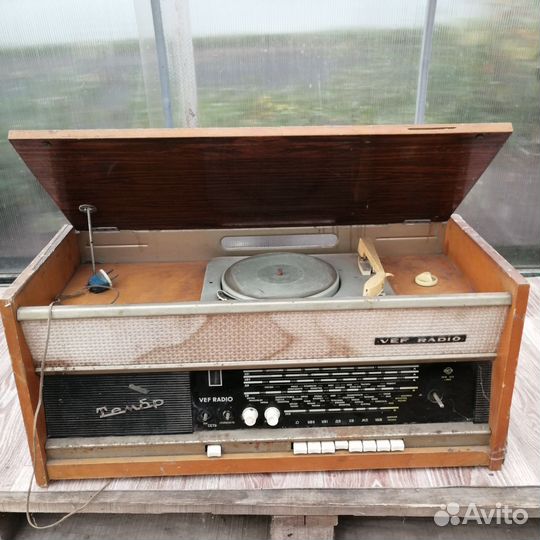 Радиолы СССР на запчасти