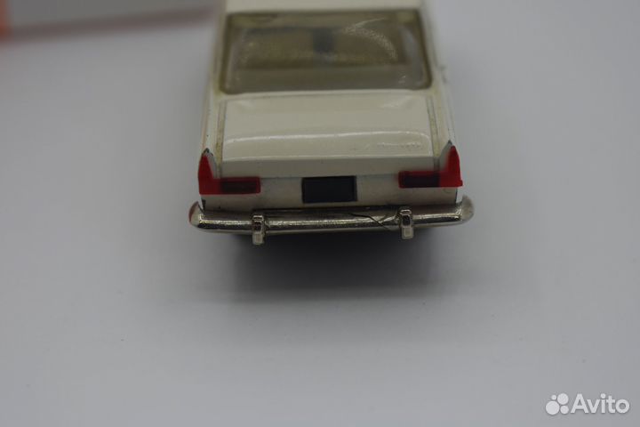 Модель Москвич 408 А1 олимпийский бос