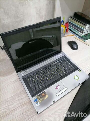 Roverbook voyager v550