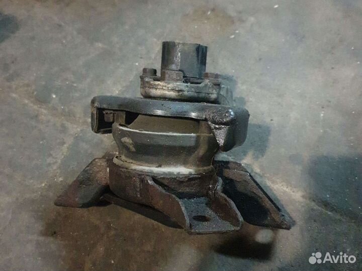 Подушка двигателя правая хендай гетц 1.3