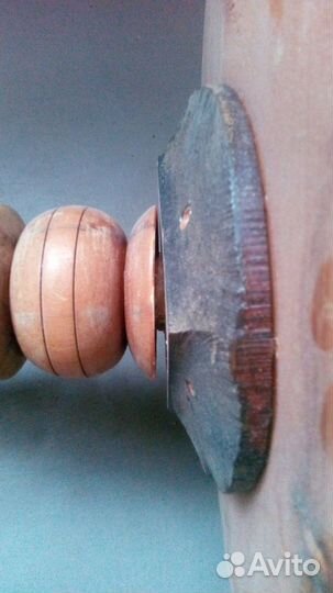 Столик резной деревянный