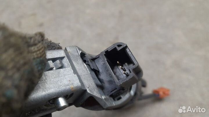 Замок зажигания Citroen C5 2.0 I 16V 143 (EW10A)