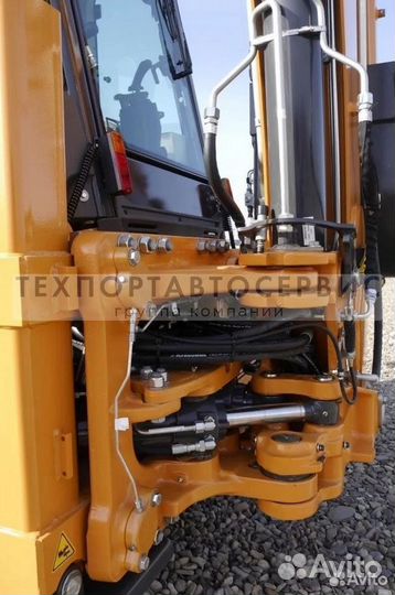 Экскаватор-погрузчик CASE 580 ST, 2023