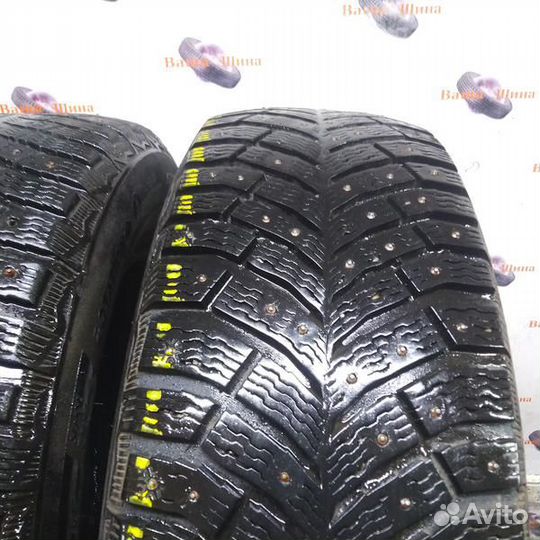 Michelin X-Ice North 4 215/65 R16