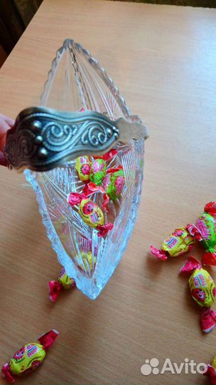 Ваза конфетница хрустальная с мельхиоровой ручкой