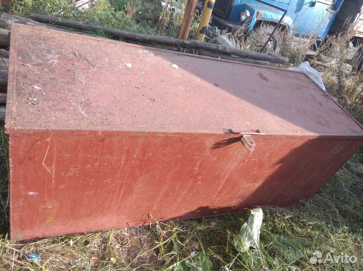 Металлический ящик - ларь