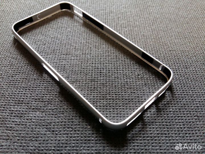 Металлический бампер на iPhone 5 / 5s /SE (silver)