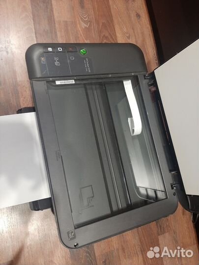 Мфу HP Deskjet 2050 рабочий без картриджа