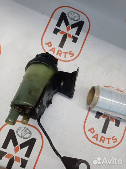 Бачок гидроусилителя Ford Focus II