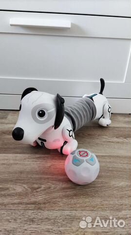 Собака робот такса Дэкел