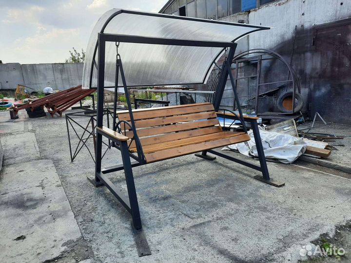 Уличные качели новые