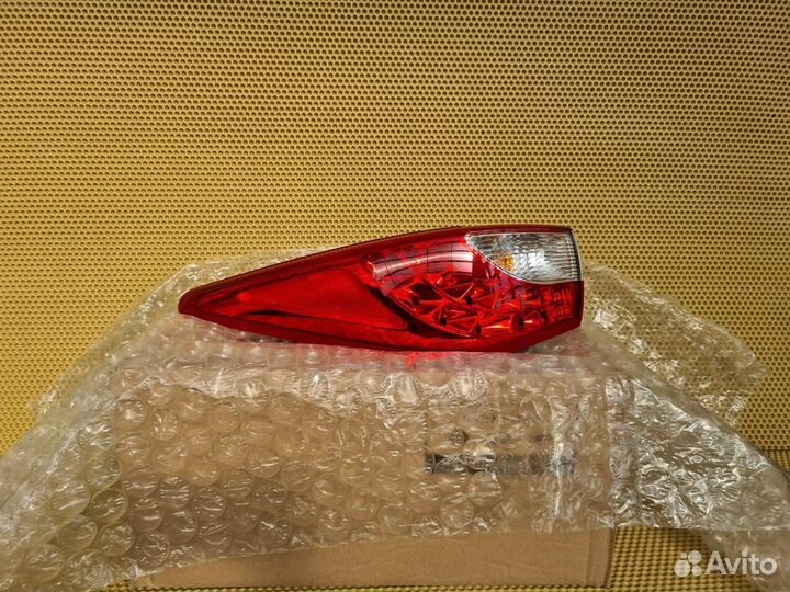 Фонарь в крыло задний левый Infiniti Jx35 L50