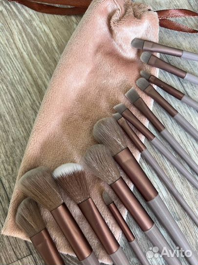 Набор кистей для макияжа