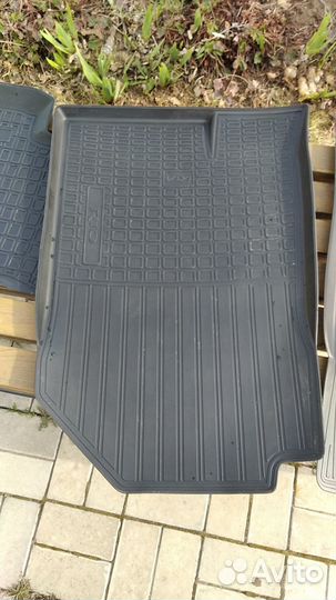 Автомобильные коврики Kia Rio 4 X X-line