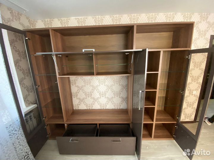 Мебель в гостиную бу