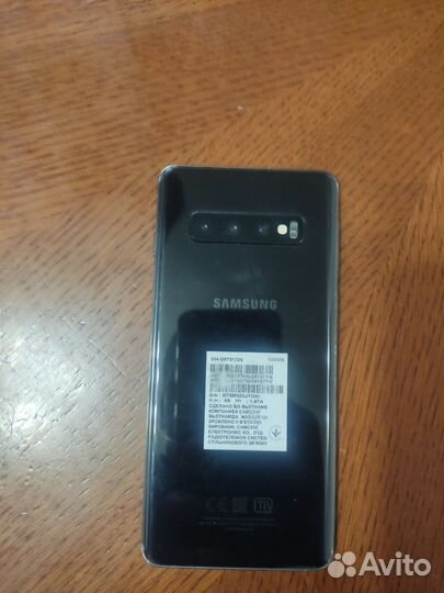 Samsung Galaxy S10, 8/128 ГБ
