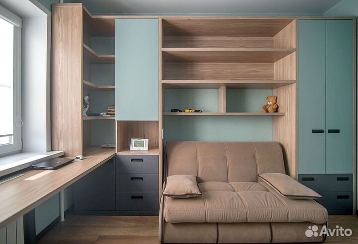 A6Y4A5 Рабочая зона для ребенка