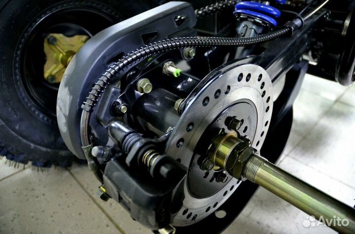 Квадроцикл Motoland MAX 200 красный